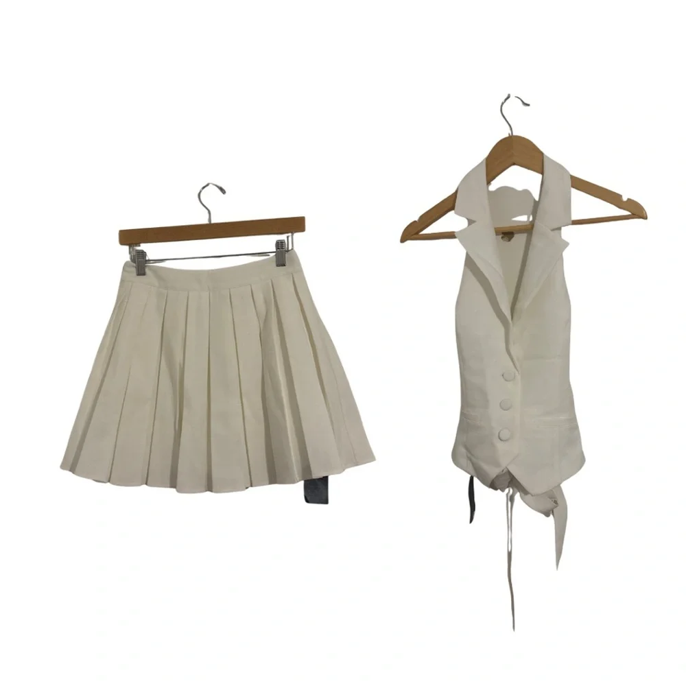 Elegant Pleated Skirt and Vest Set - Picture 1 of 3